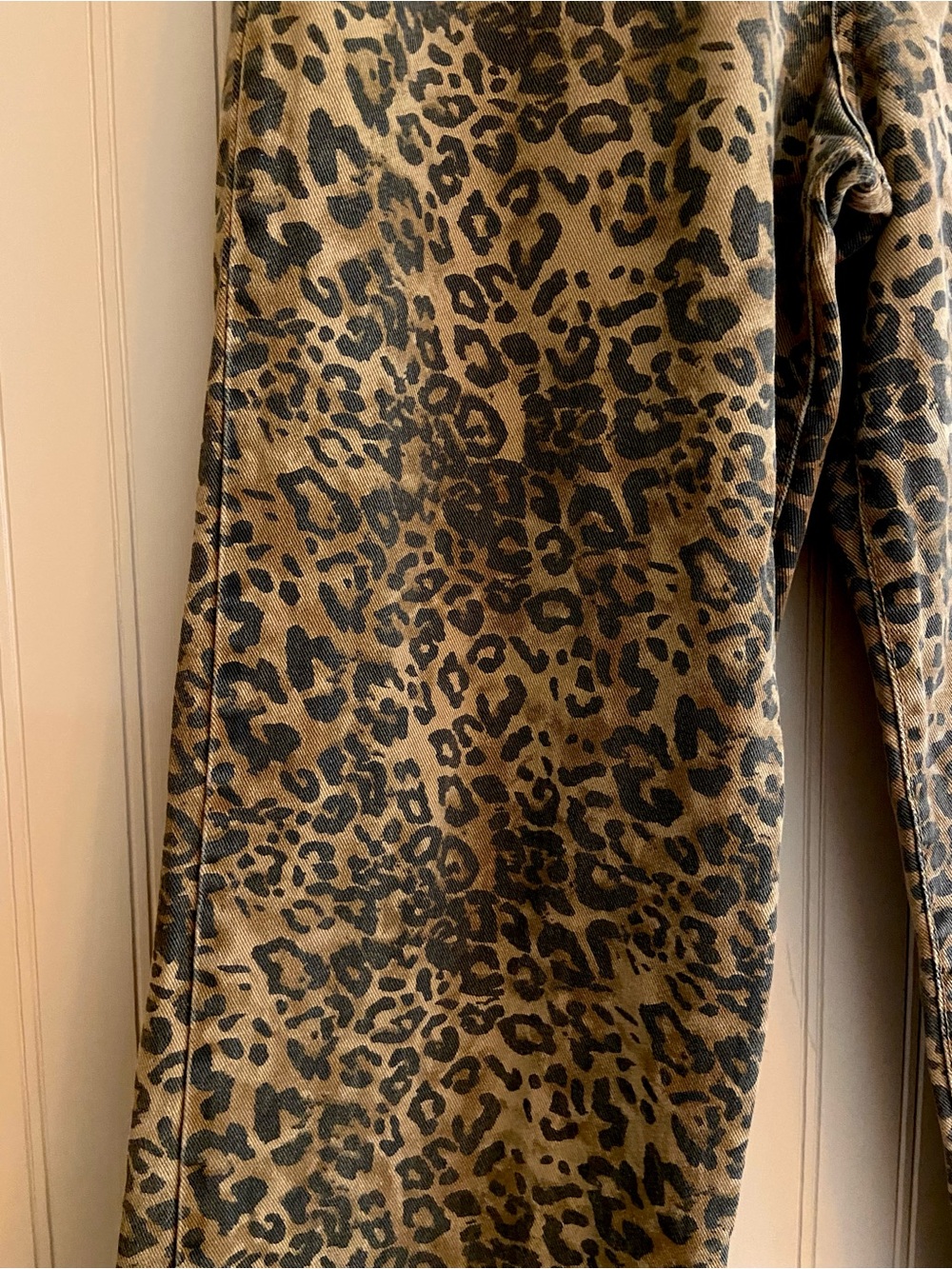 Refuge Leopard Print Wide Leg Denim Jeans Women’s Size 7 - Picture 2 of 5